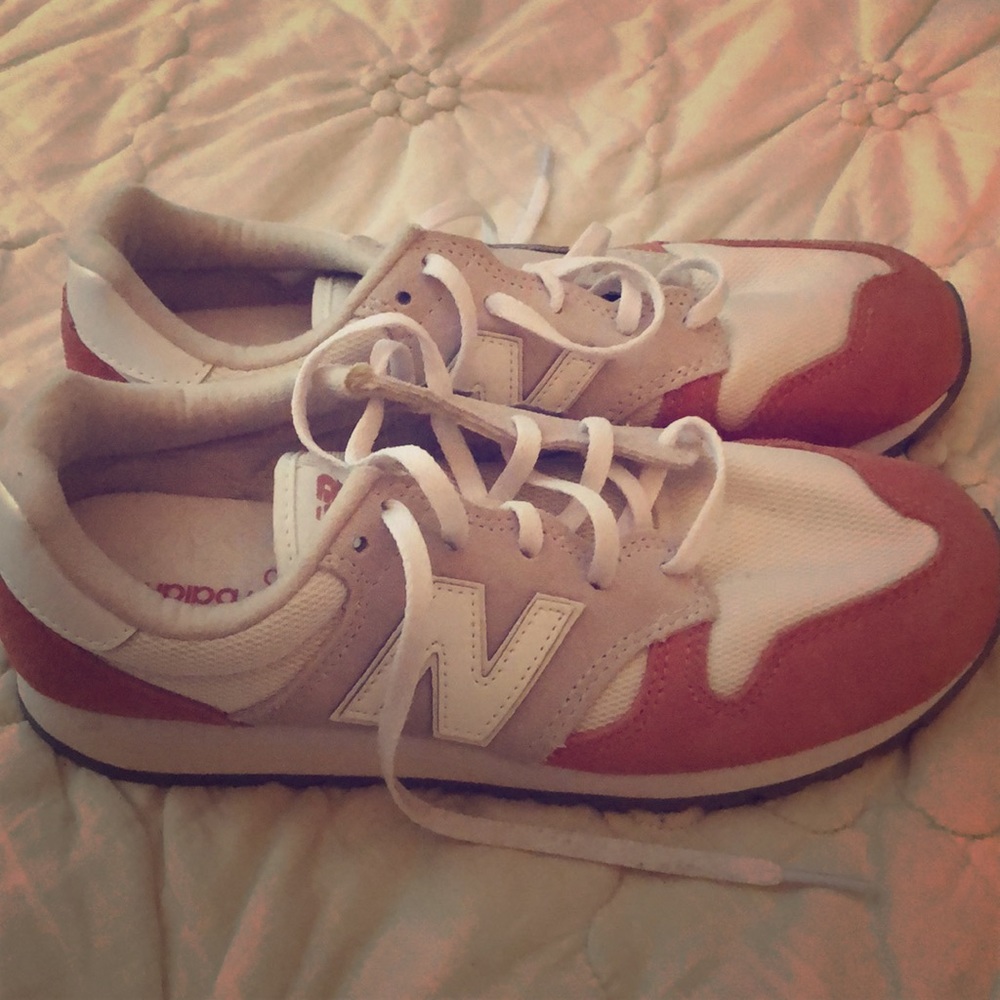 New Balance 520